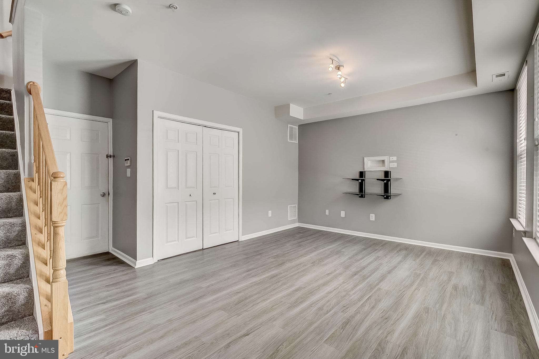 LITTLE ITALY - Residential