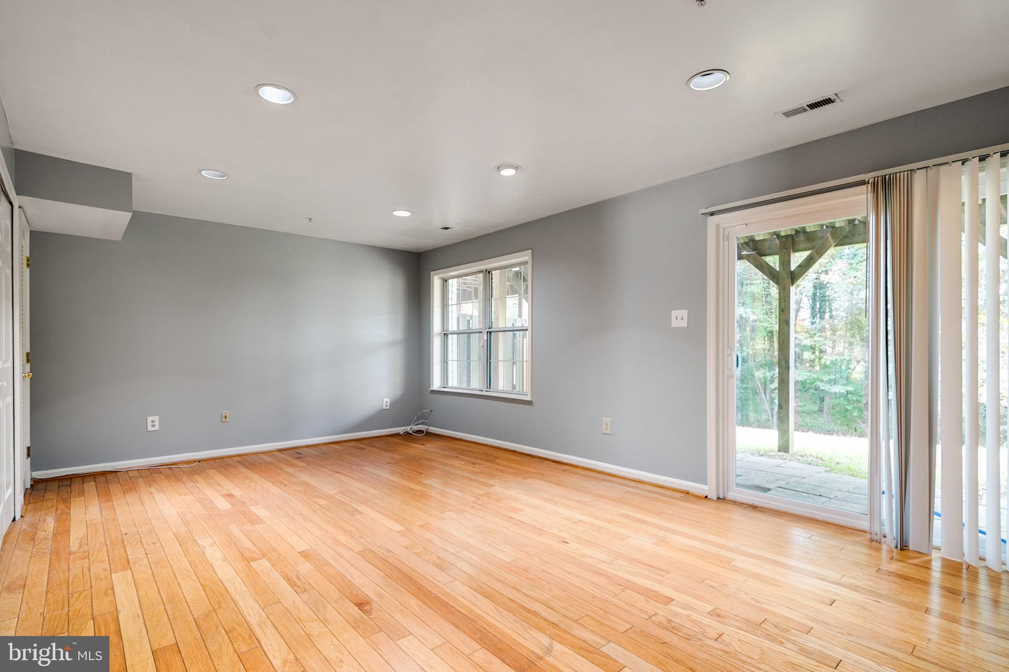 MONTPELIER HILLS - Residential