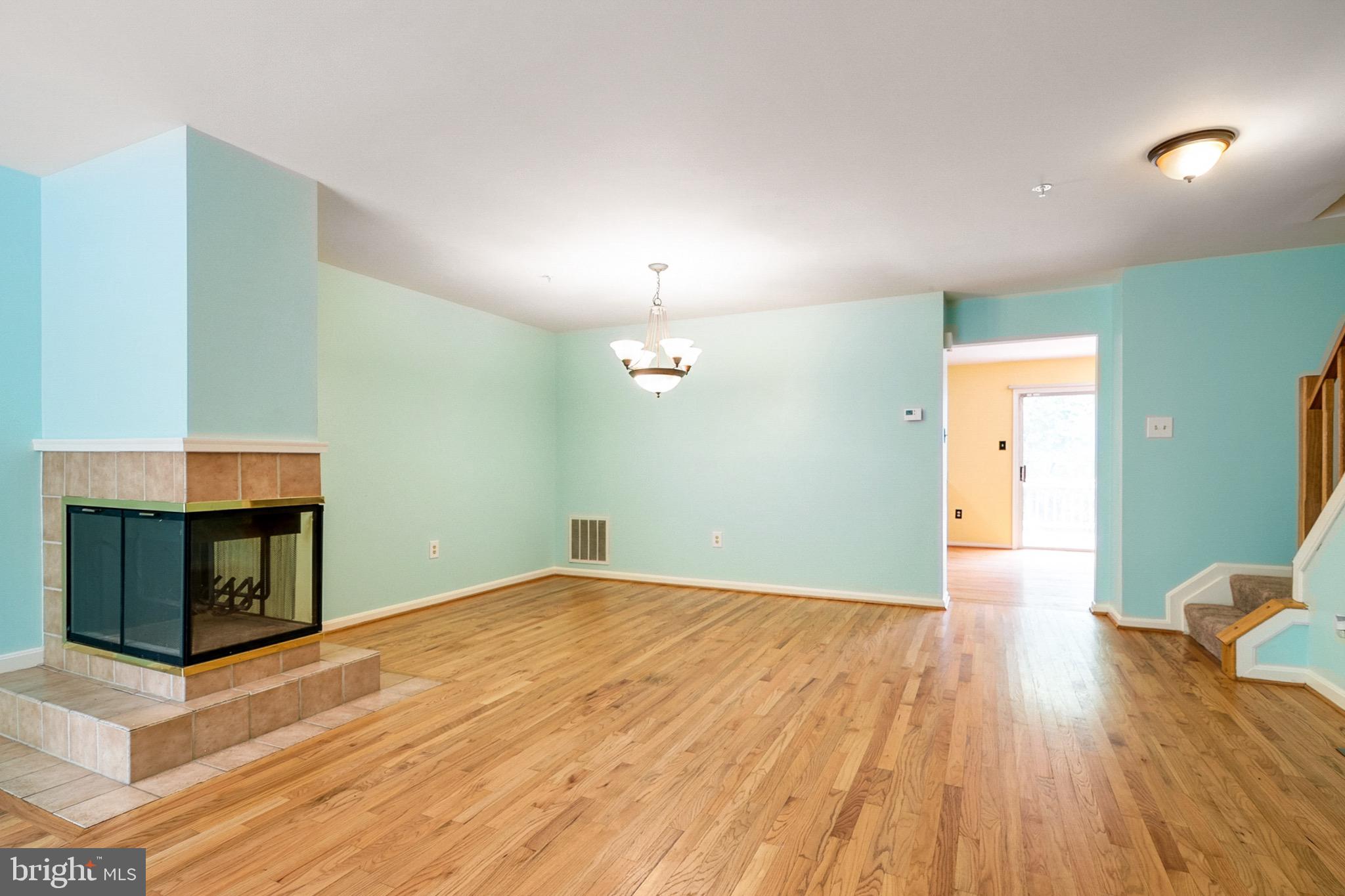 MONTPELIER HILLS - Residential