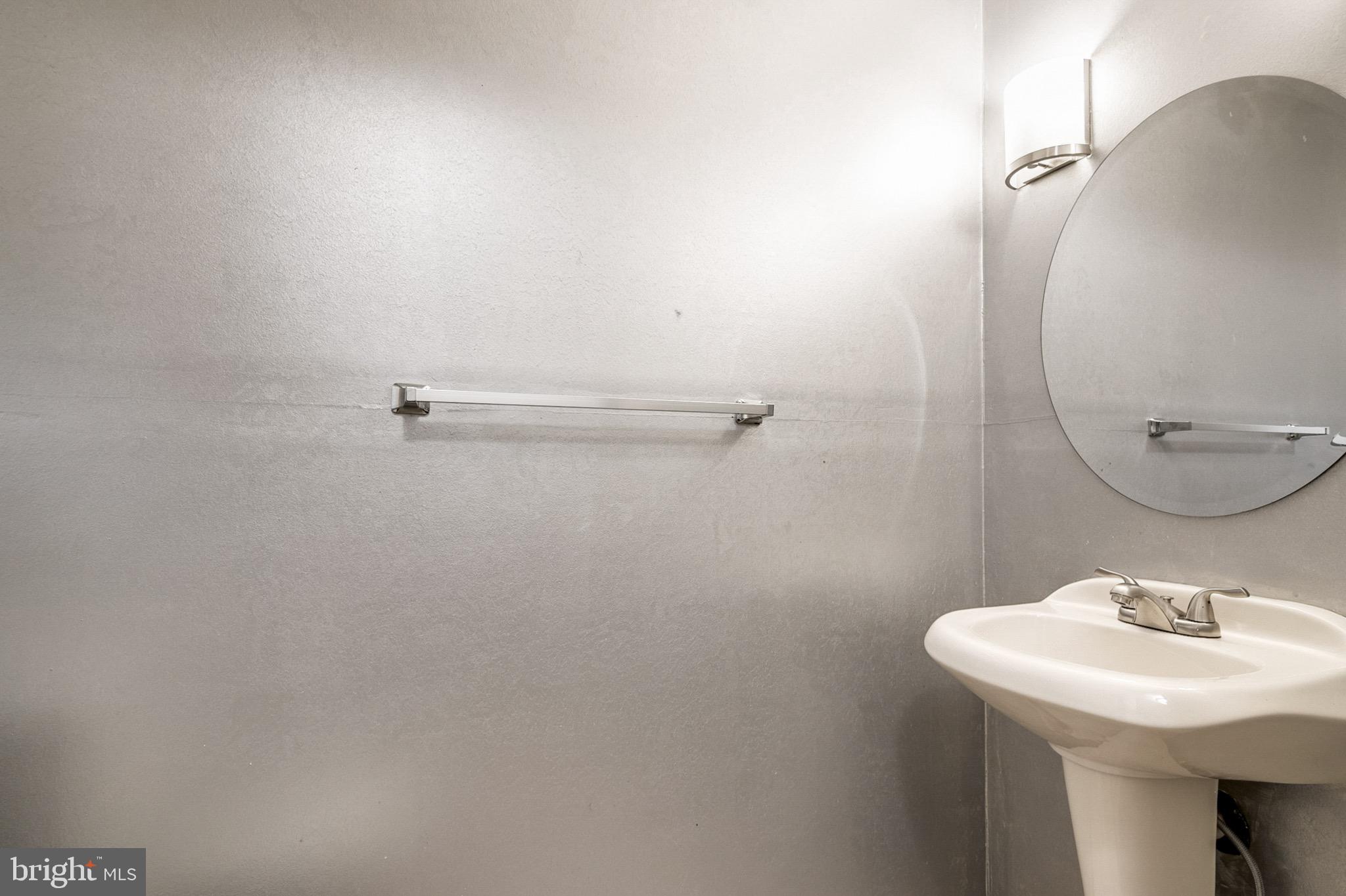 MONTPELIER HILLS - Residential