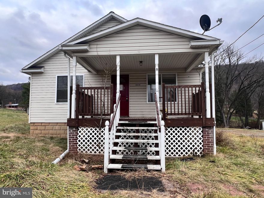 Giant reduction

Charming bungalow - no city taxes - Walk up attic - two bedrooms - one bath - hot water heat - convenient to canal - convenient to most things - sold as-is.