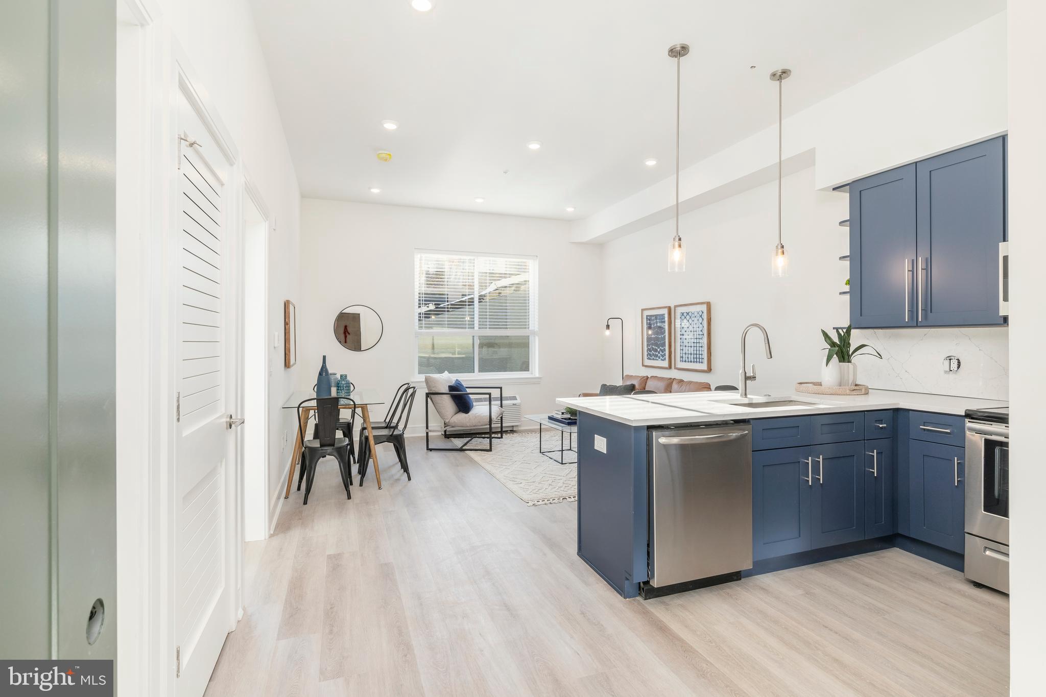 ROXBOROUGH - Residential Lease