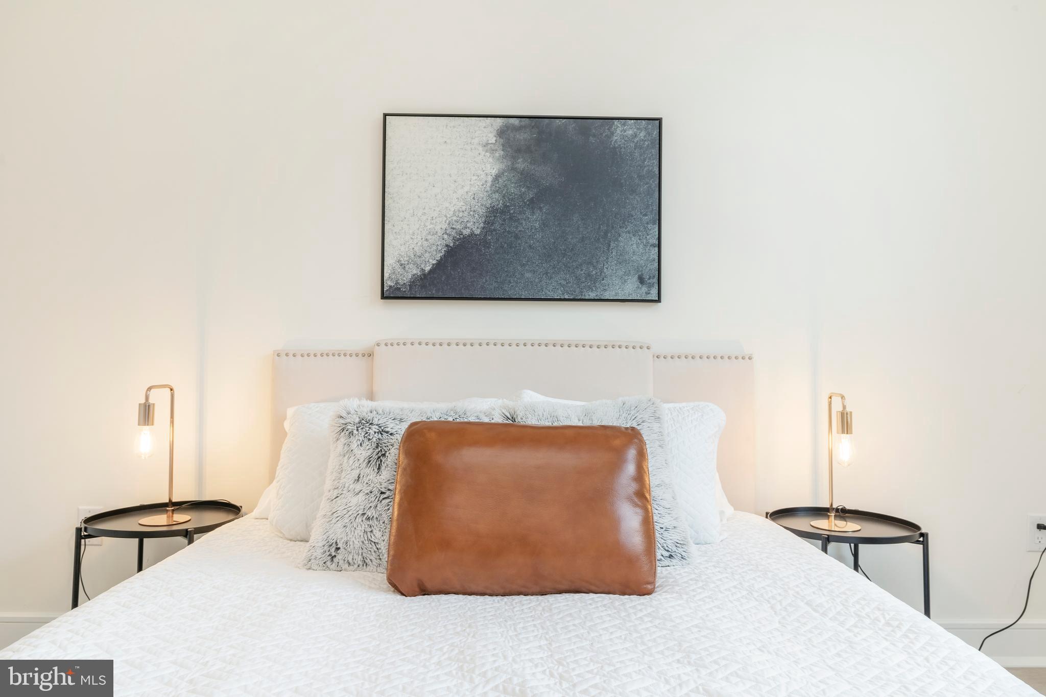 ROXBOROUGH - Residential Lease