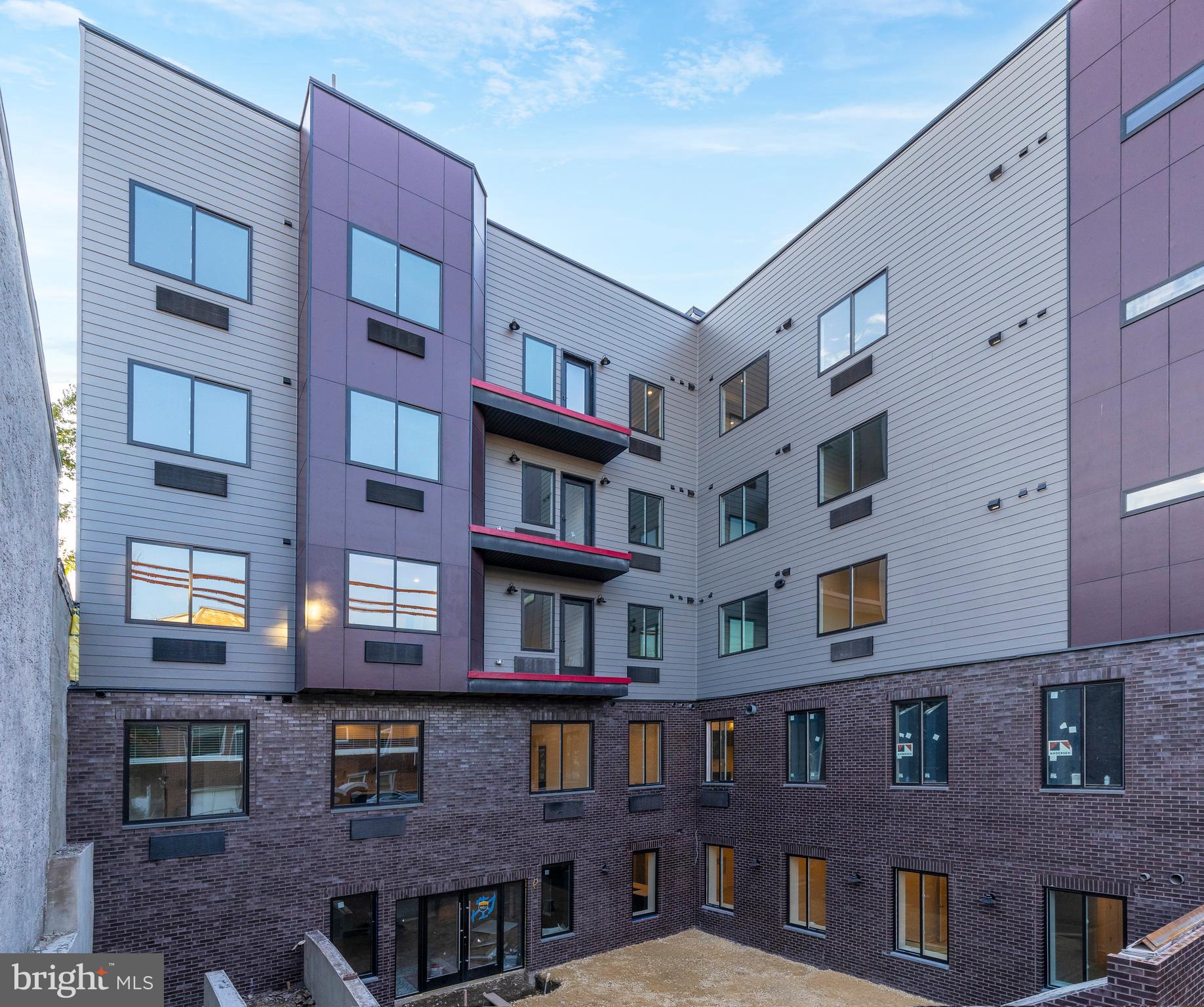 ROXBOROUGH - Residential Lease