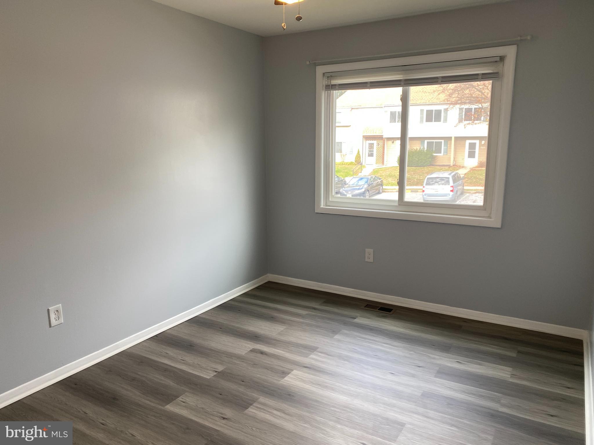 HAMPSTEAD VALLEY - Residential Lease