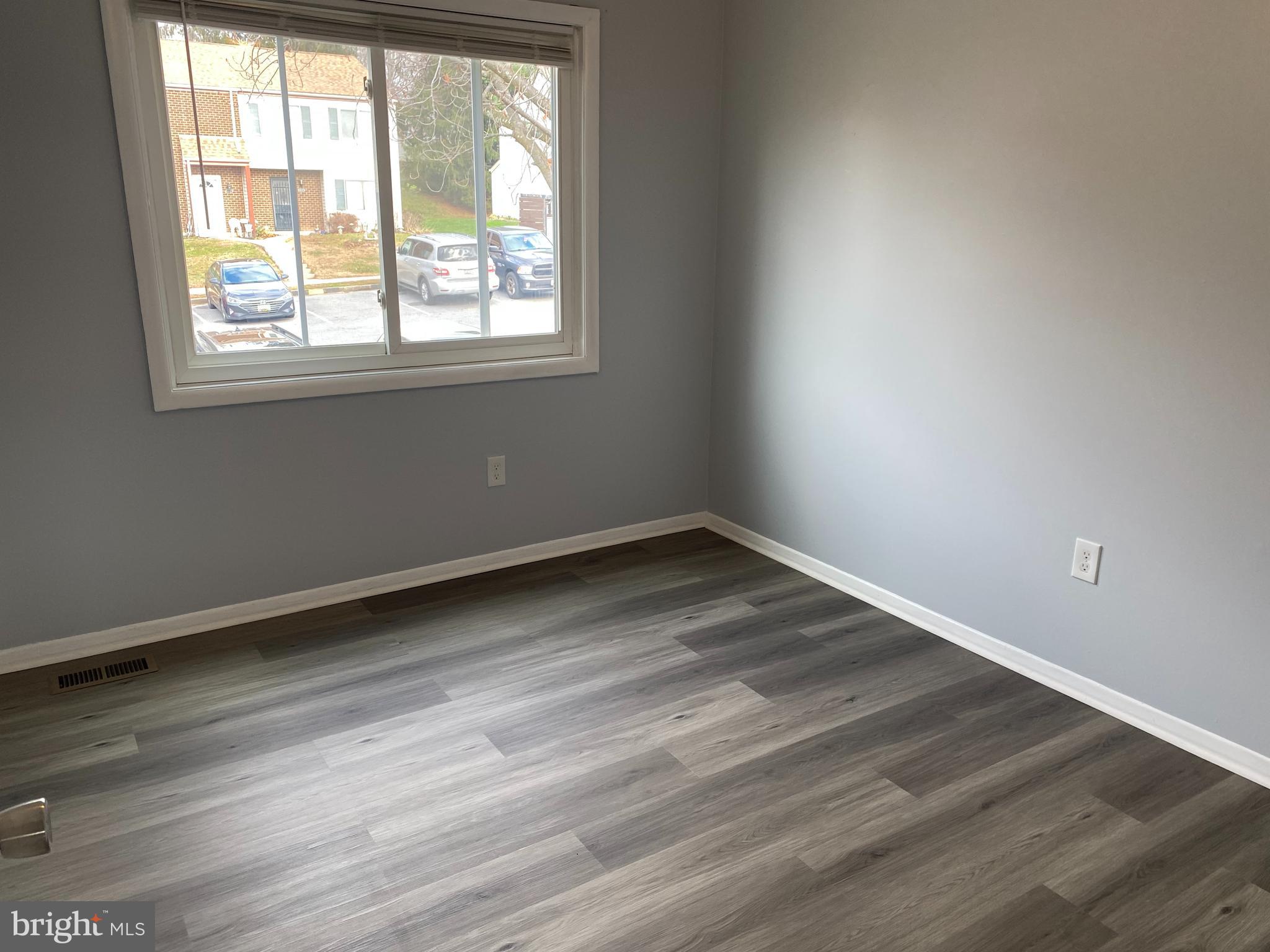 HAMPSTEAD VALLEY - Residential Lease