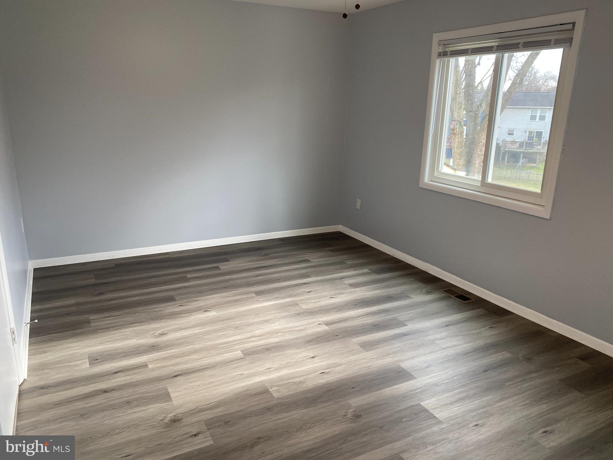 HAMPSTEAD VALLEY - Residential Lease