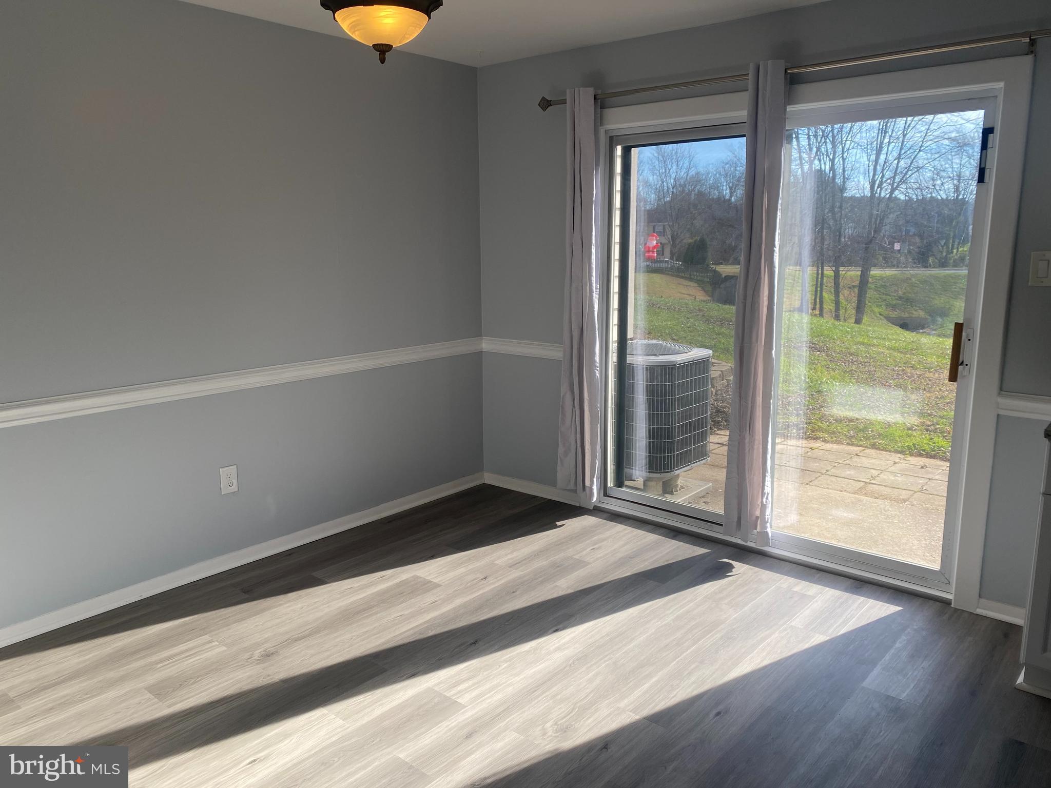 HAMPSTEAD VALLEY - Residential Lease