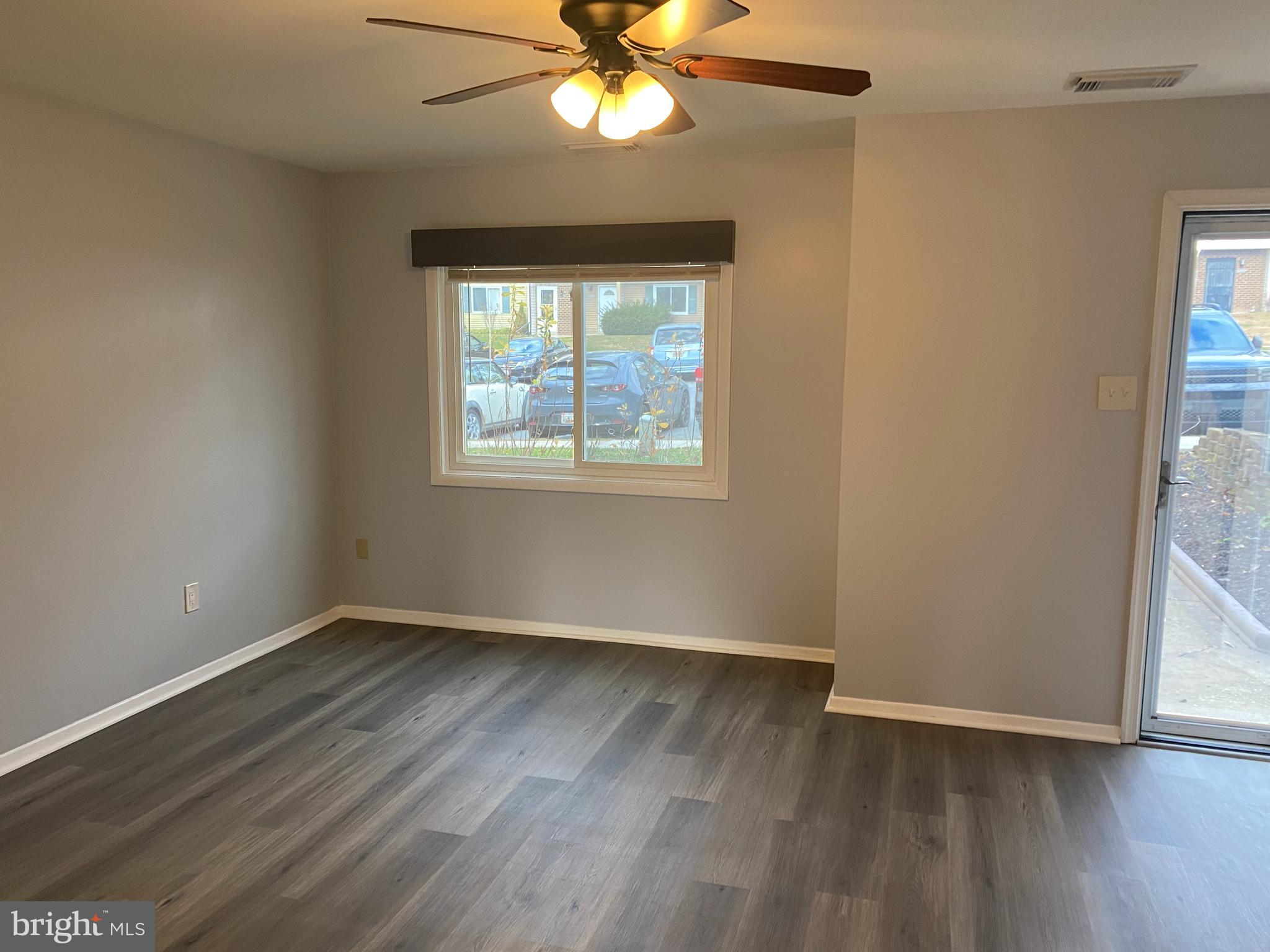 4313 WHITE OAK COURT 4313