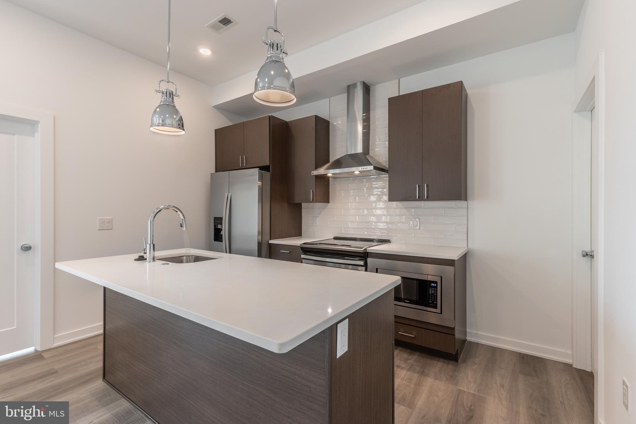 710 N 16TH STREET 105