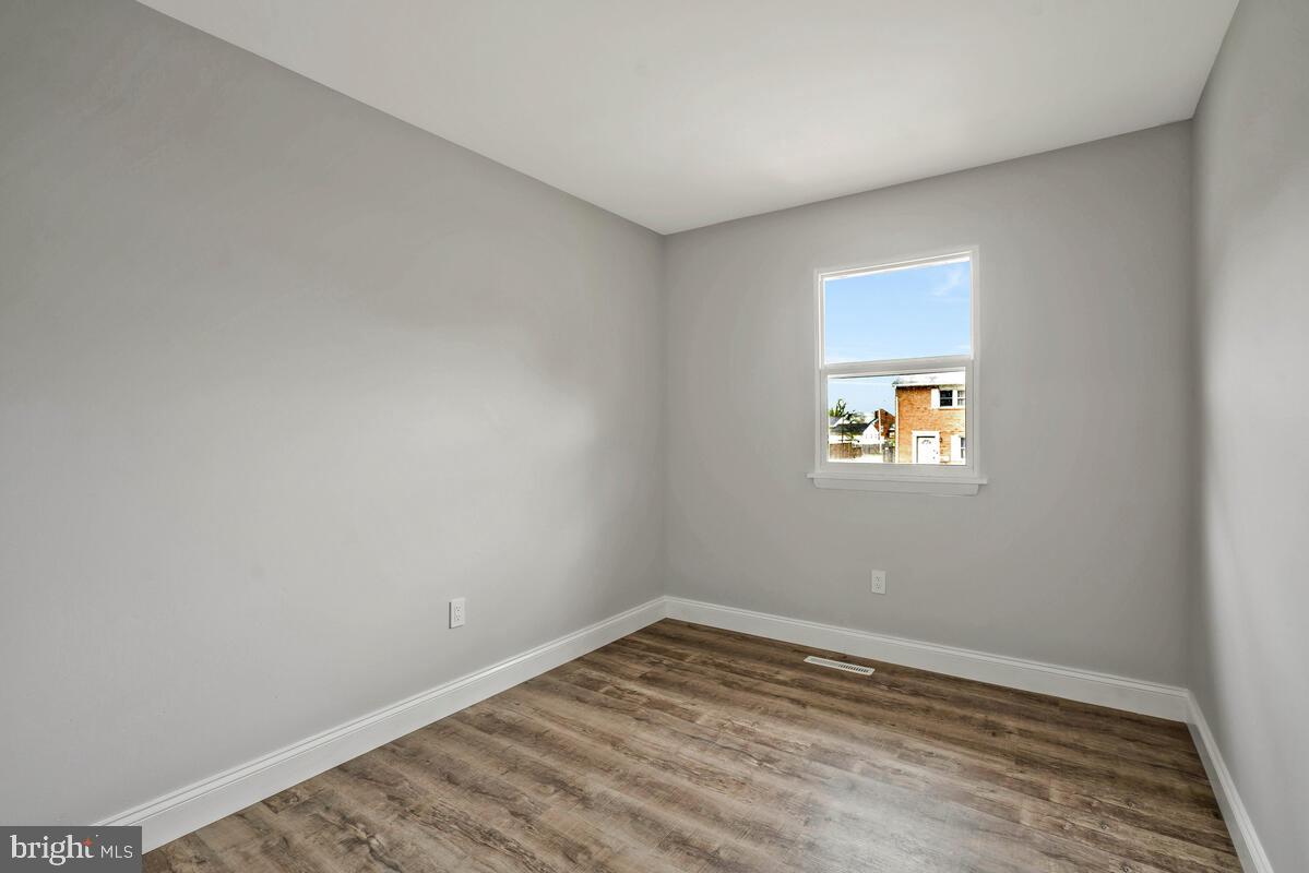 COLONY SQUARE - Residential