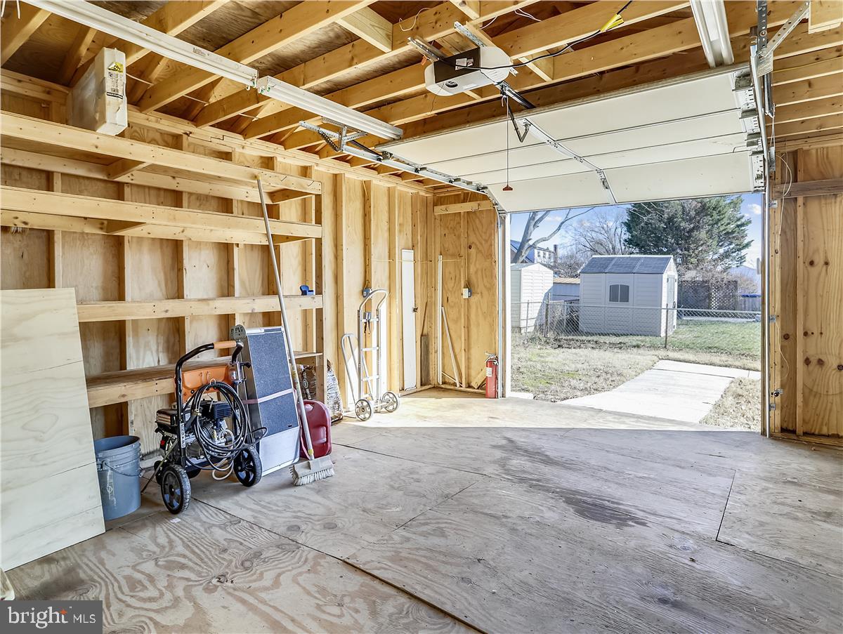 RIVIERA BEACH - Residential