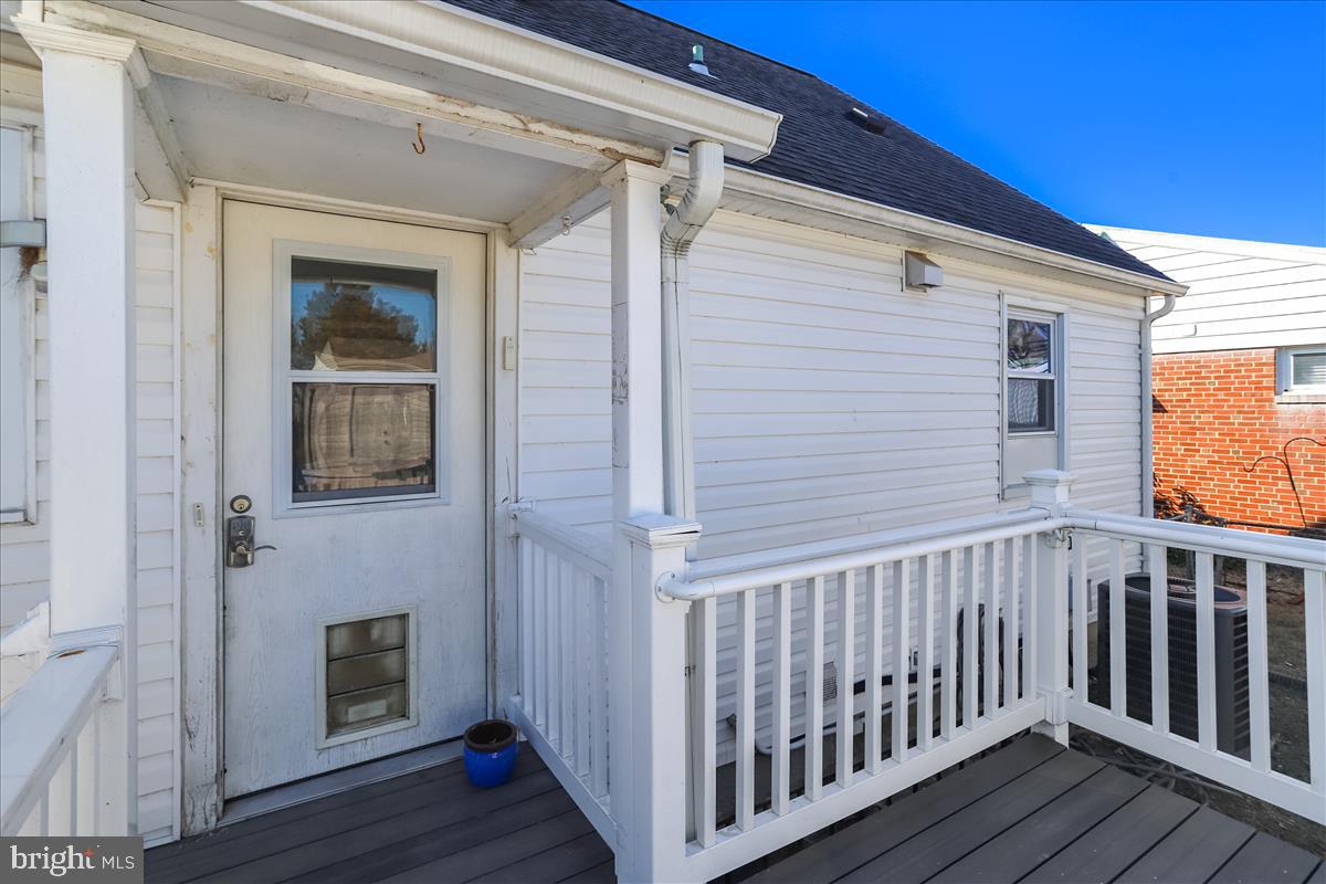 RIVIERA BEACH - Residential