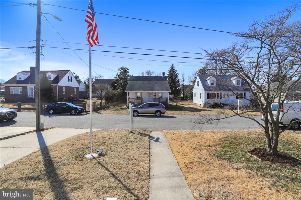 RIVIERA BEACH - Residential