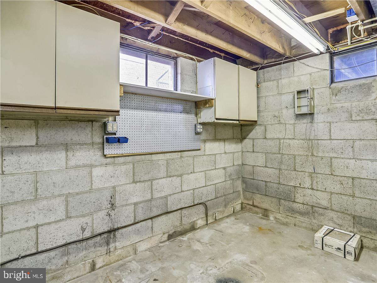 RIVIERA BEACH - Residential