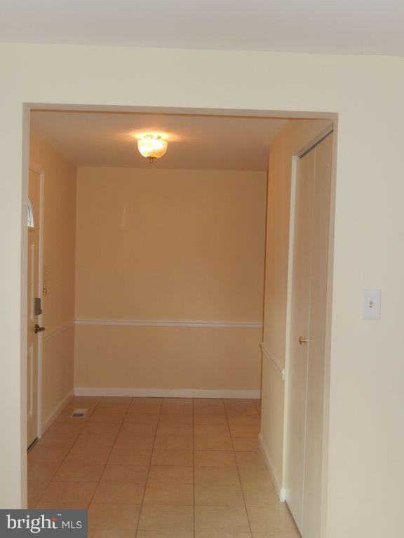 DERWOOD STATION - Residential Lease