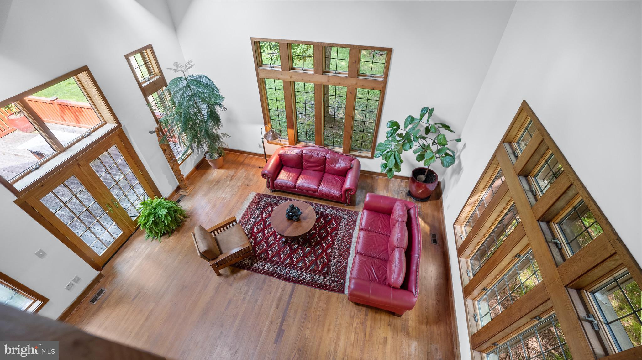 POTOMAC OUTSIDE - Residential