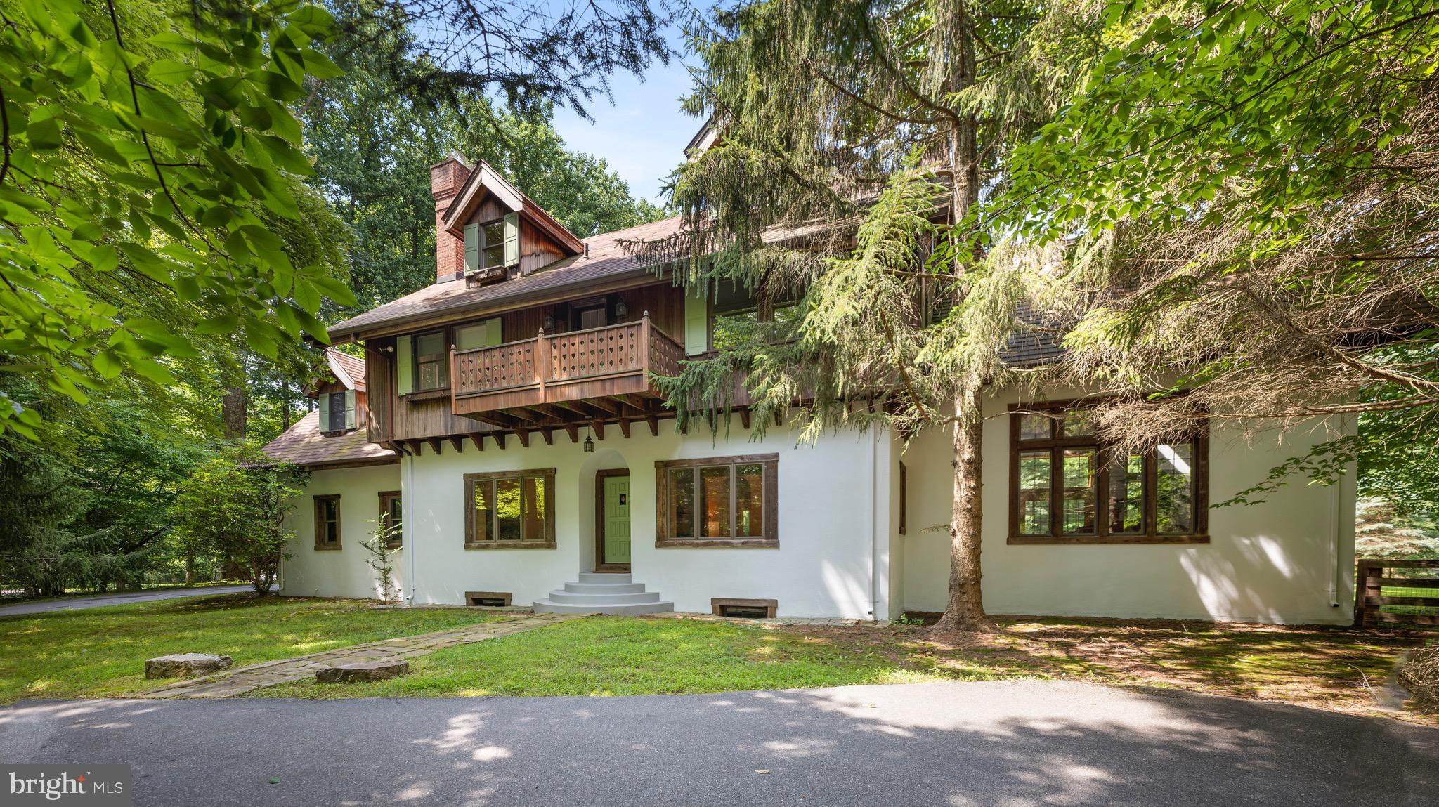 POTOMAC OUTSIDE - Residential