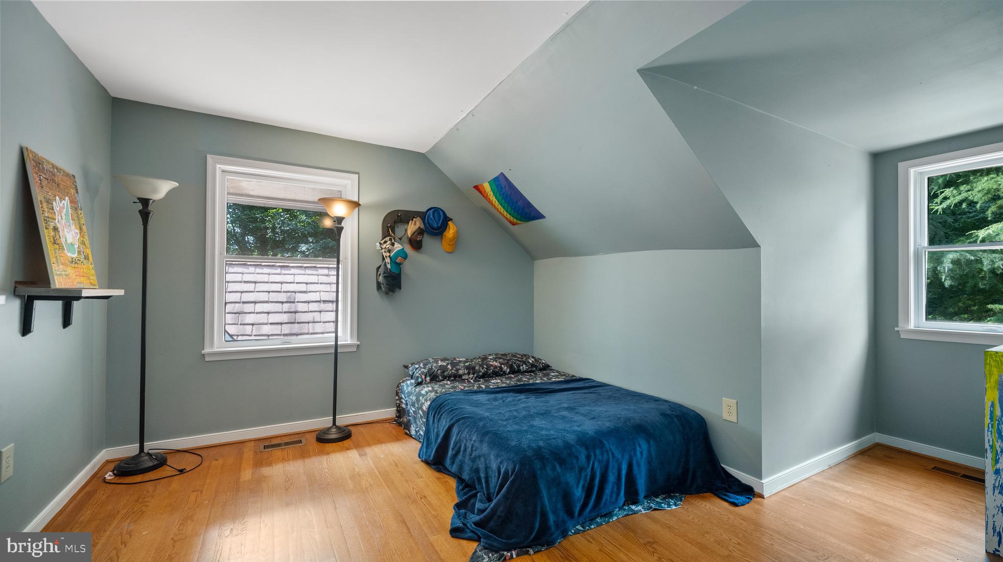 POTOMAC OUTSIDE - Residential