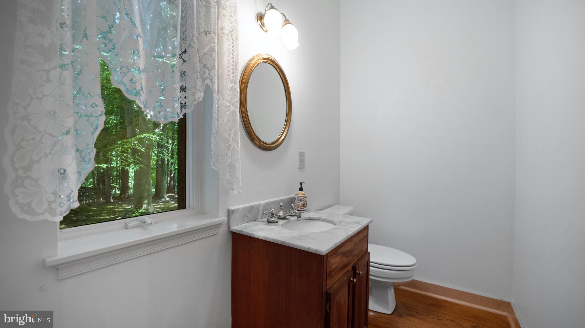 POTOMAC OUTSIDE - Residential