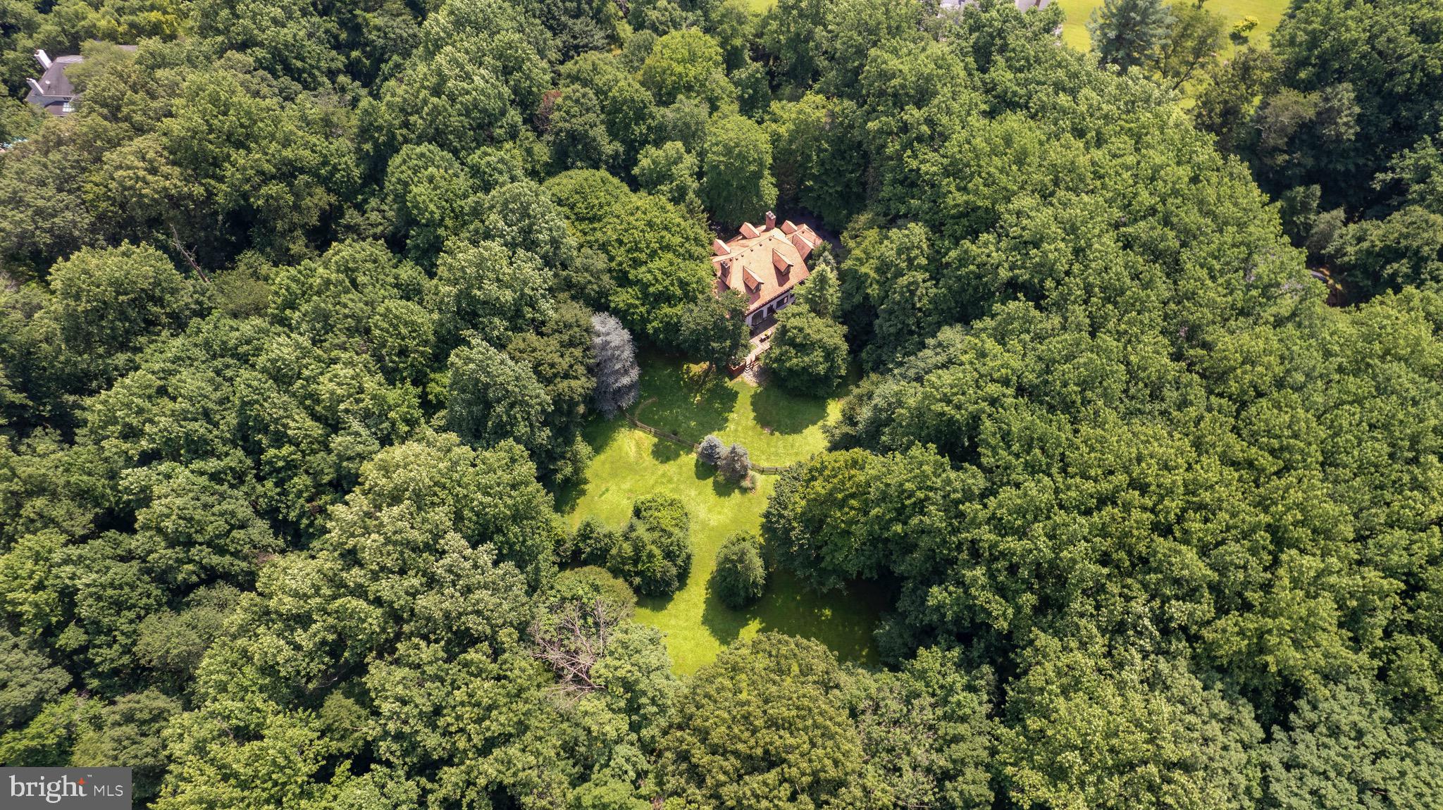 POTOMAC OUTSIDE - Residential