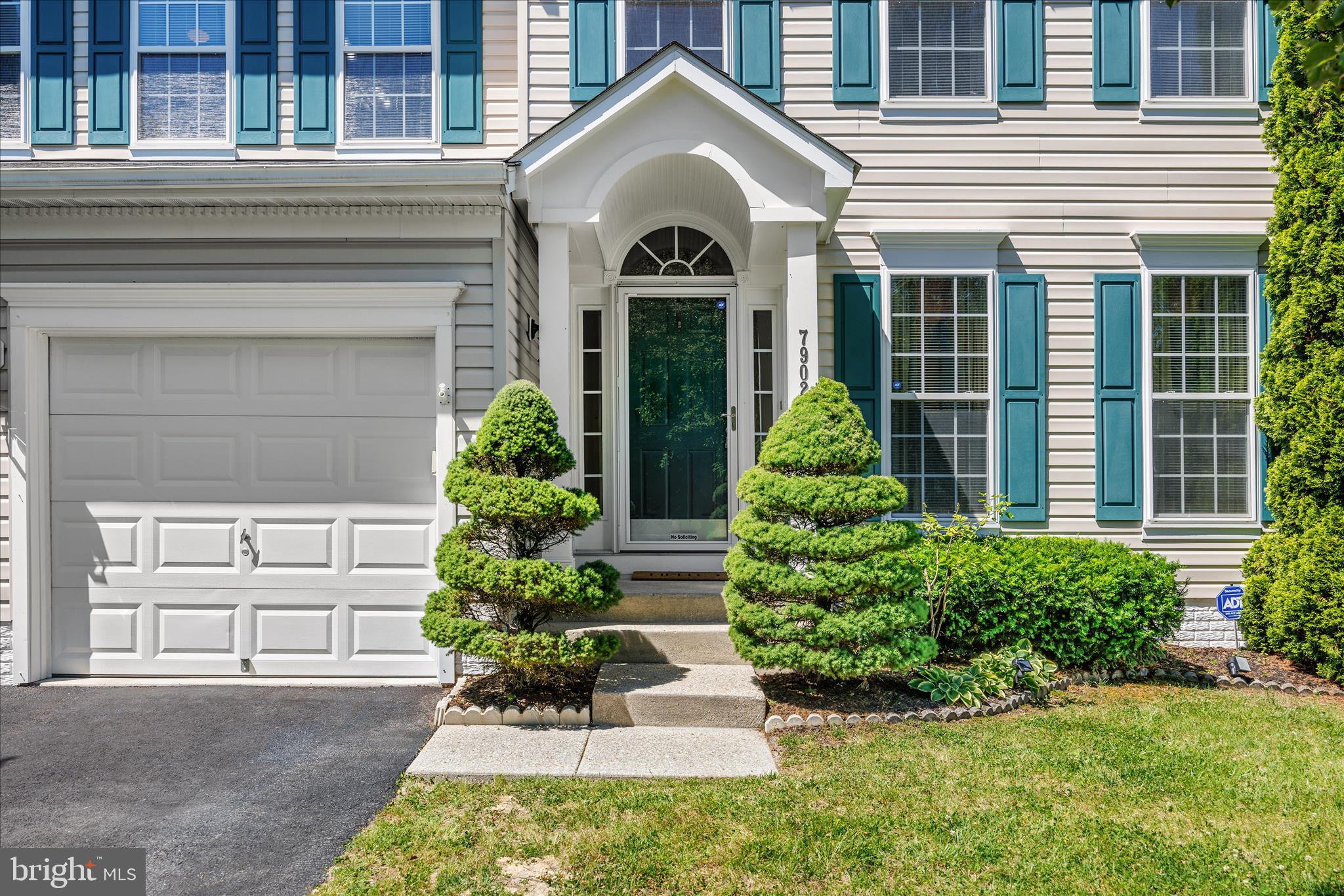 7902 ROSEBUD COURT