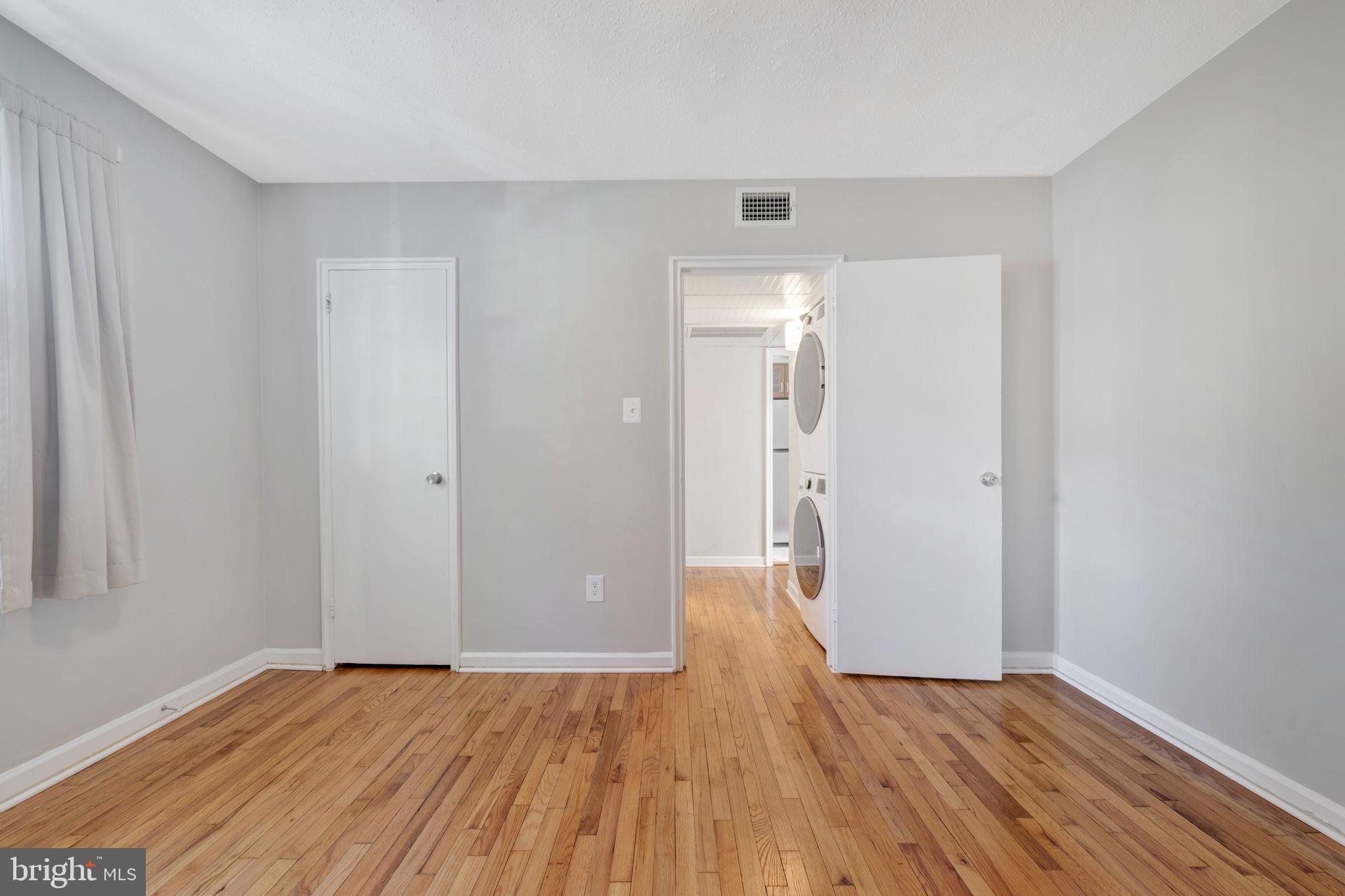 VILLAGES AT FALLS CHURCH - Residential