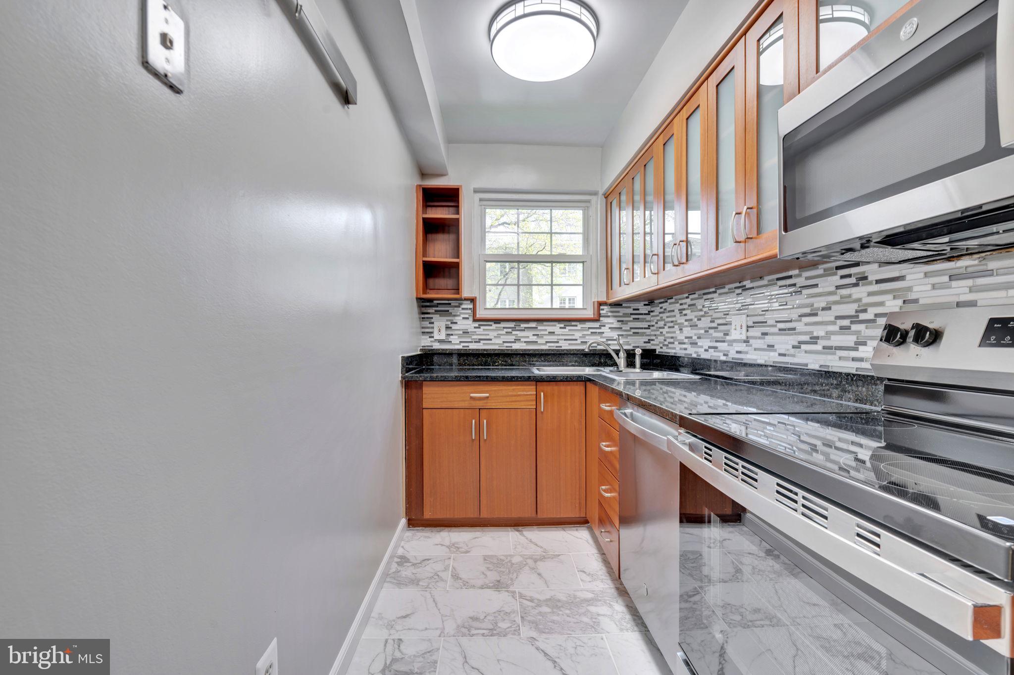 VILLAGES AT FALLS CHURCH - Residential