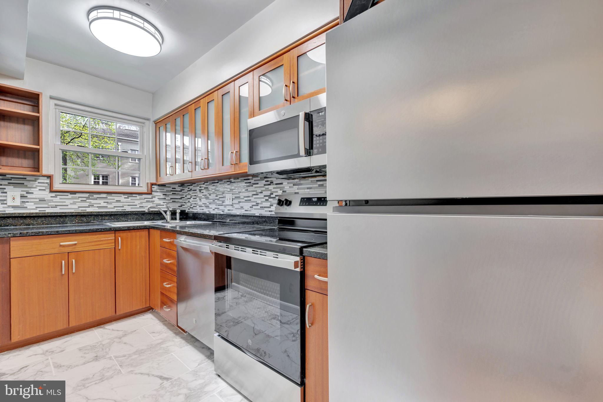 VILLAGES AT FALLS CHURCH - Residential