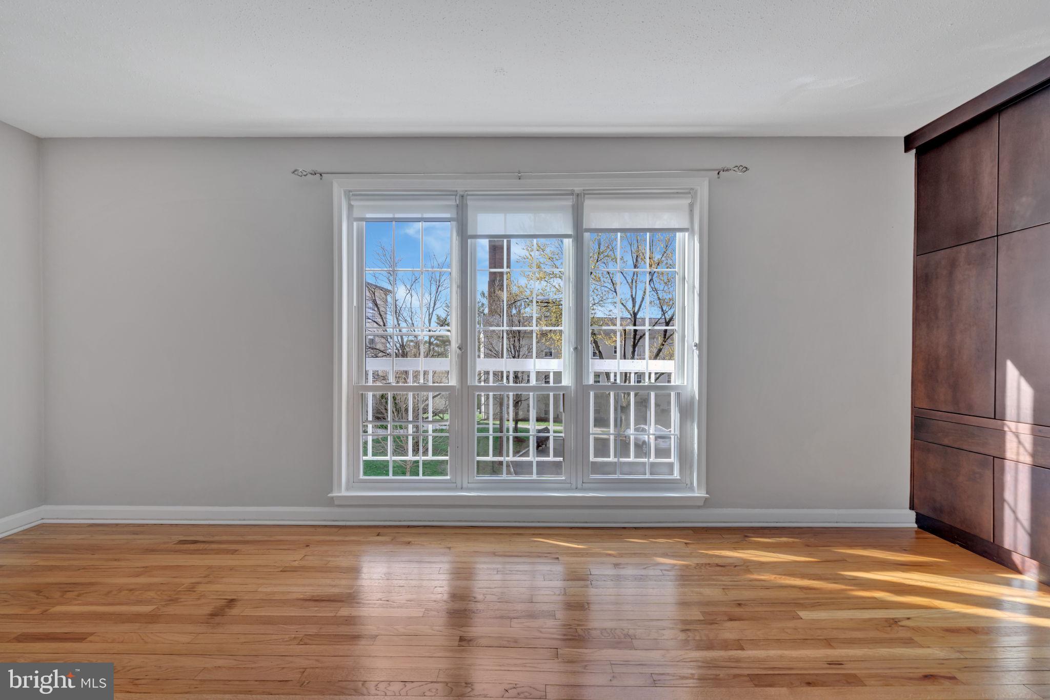 VILLAGES AT FALLS CHURCH - Residential