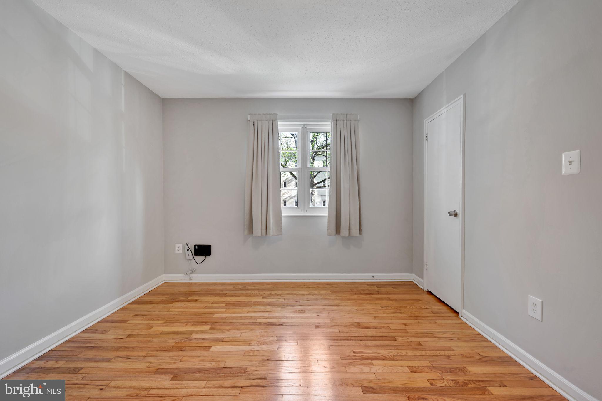 VILLAGES AT FALLS CHURCH - Residential