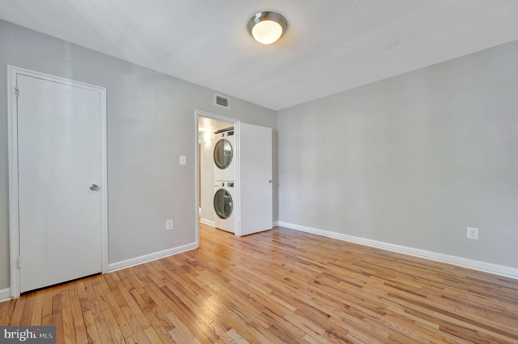 VILLAGES AT FALLS CHURCH - Residential