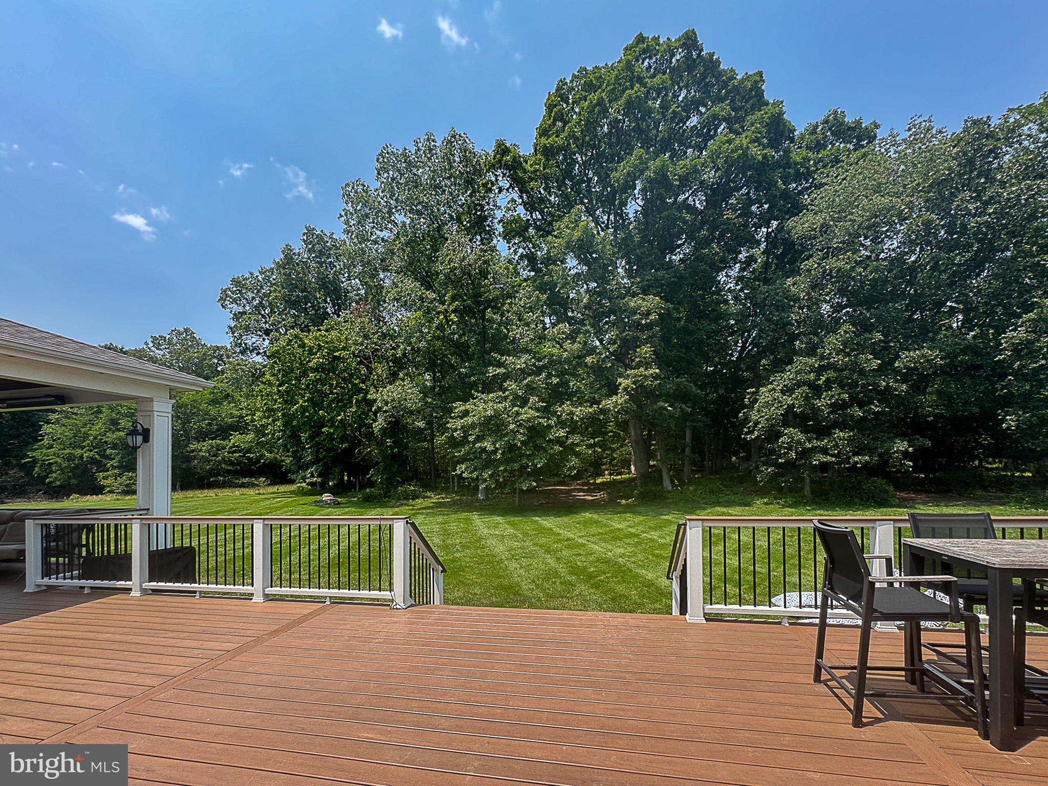 RED CEDAR - Residential