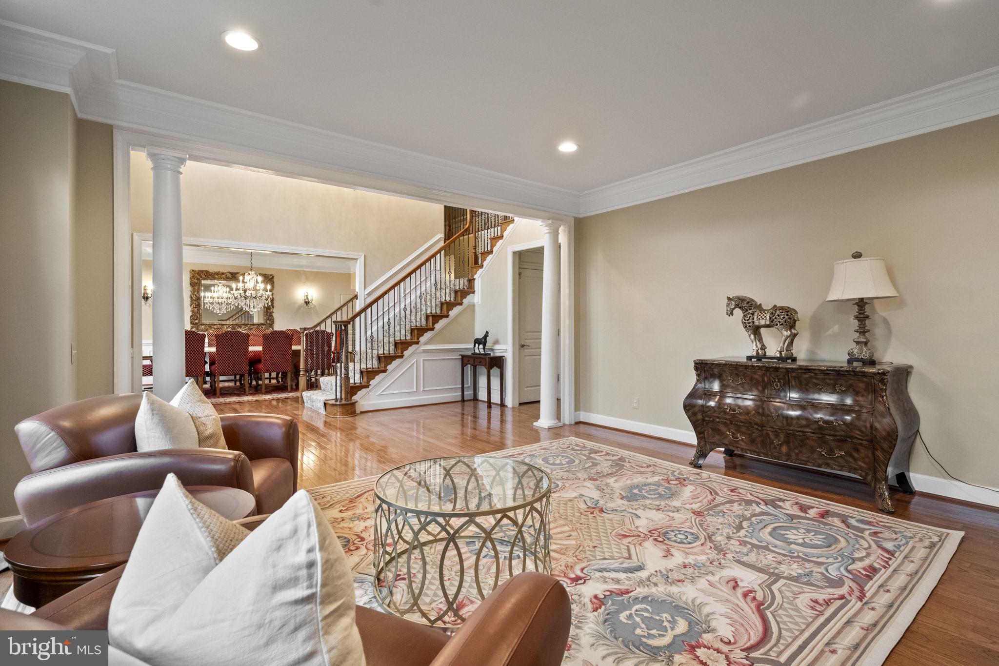 RED CEDAR - Residential