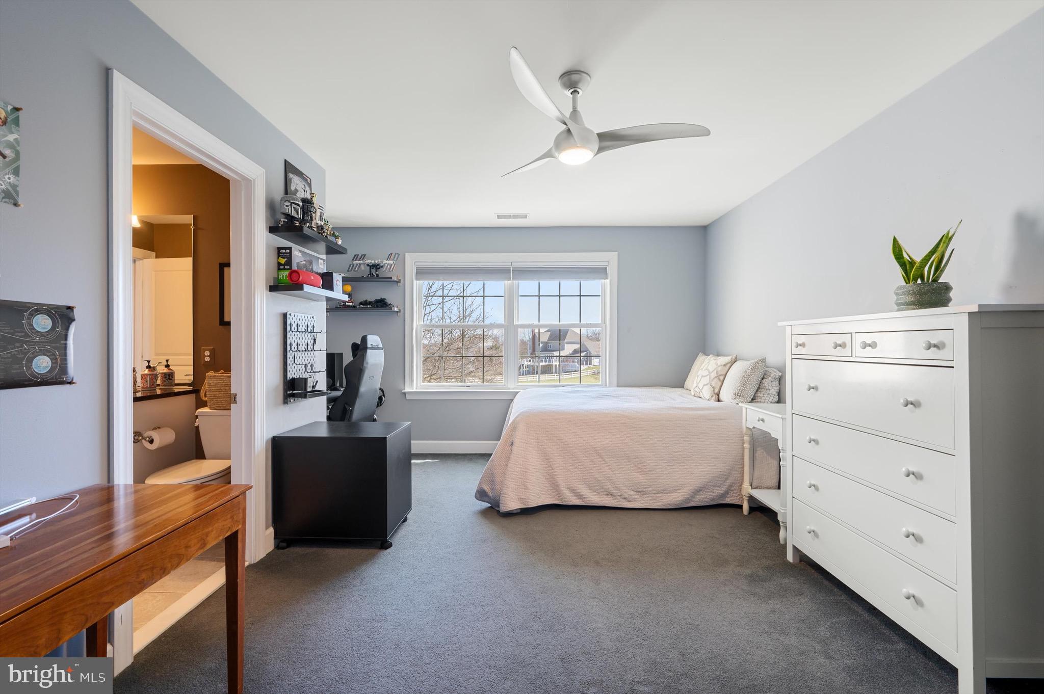 RED CEDAR - Residential