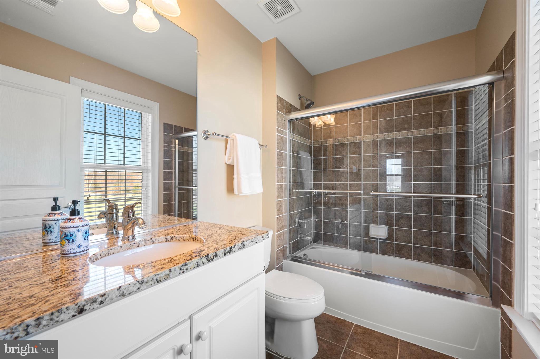 RED CEDAR - Residential