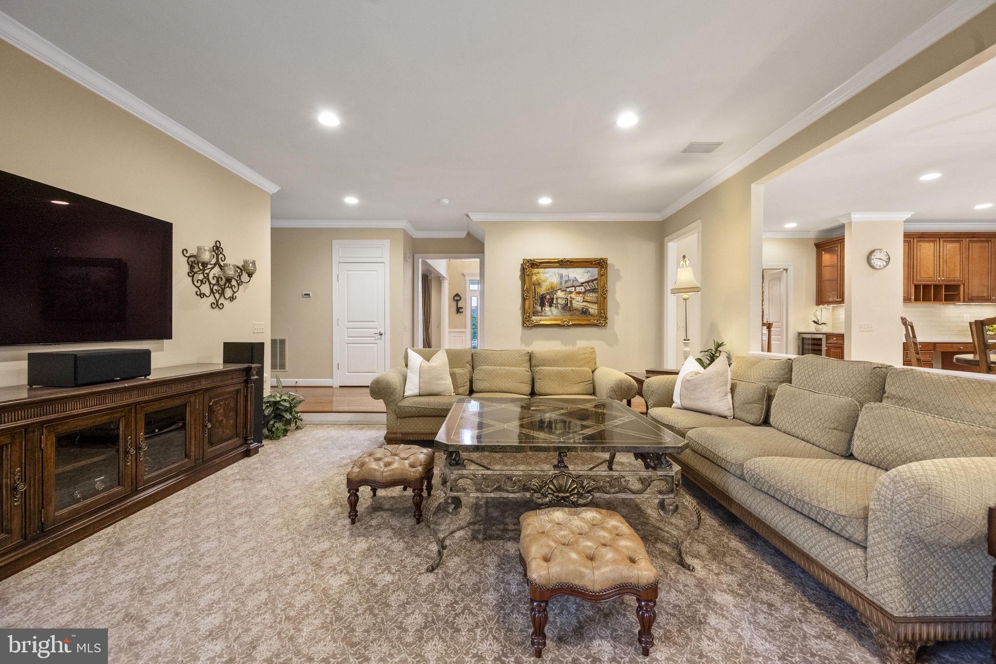 RED CEDAR - Residential