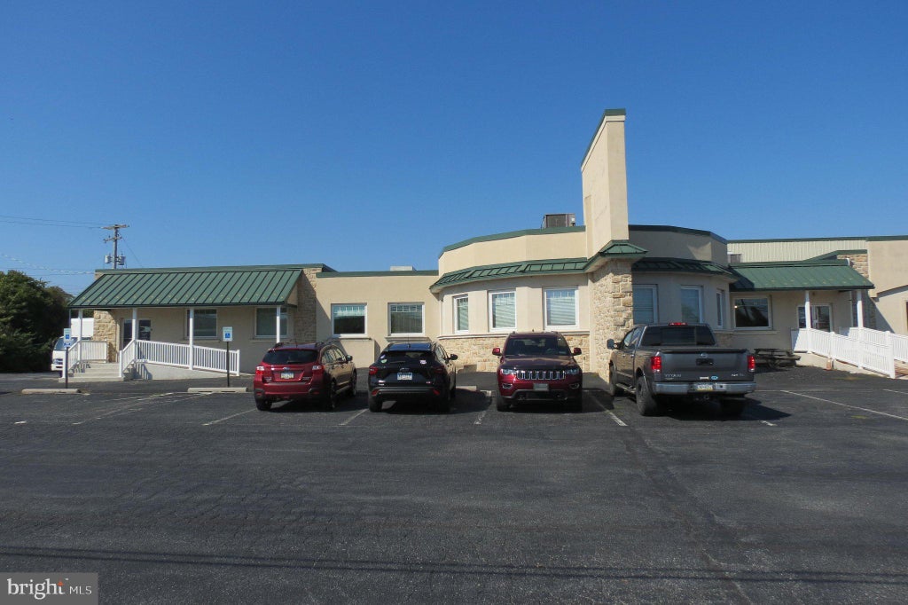 Photo of 518 N Reading Road, EPHRATA, PA 17522 (MLS # PALA2097552)
