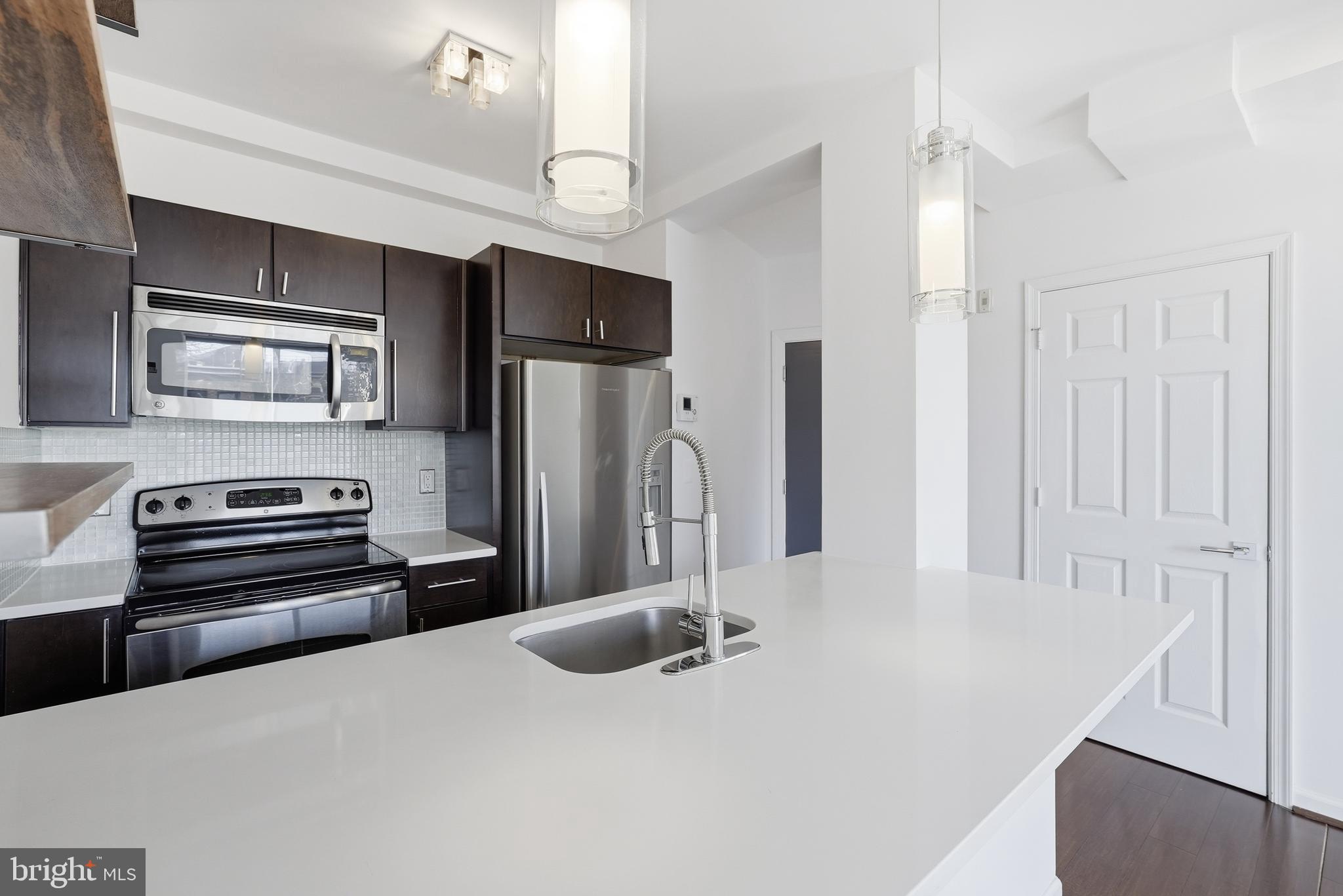 329 RHODE ISLAND AVENUE NE 203