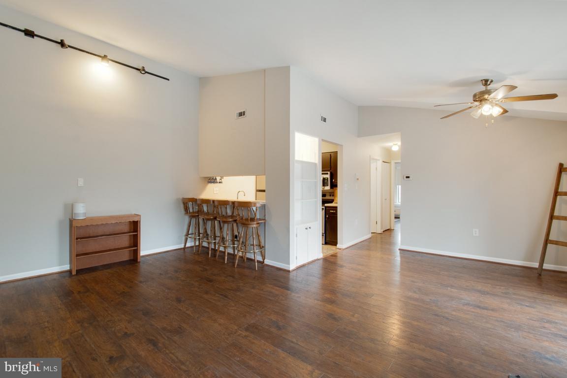 CASTLE HARBOUR - Residential