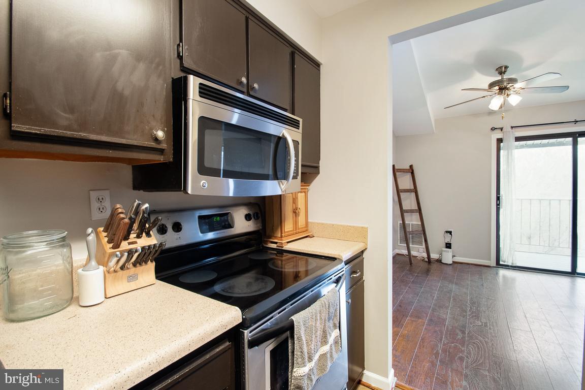 CASTLE HARBOUR - Residential