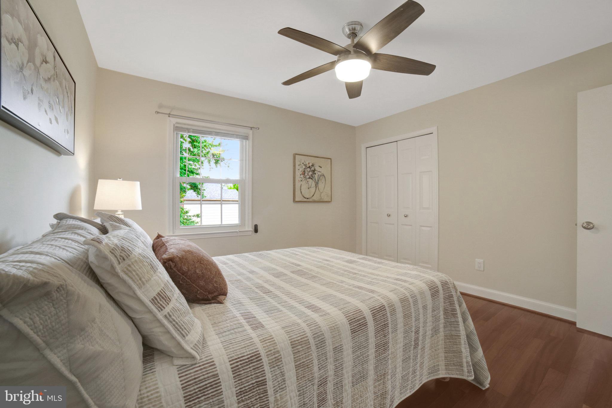 ROYAL COURT - Residential