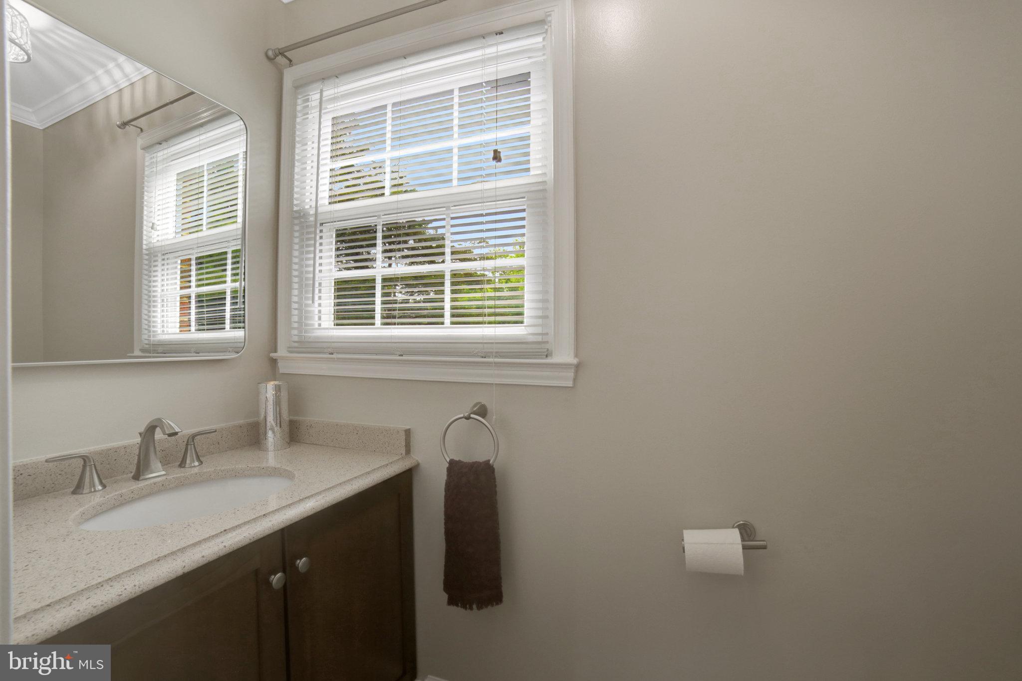 ROYAL COURT - Residential