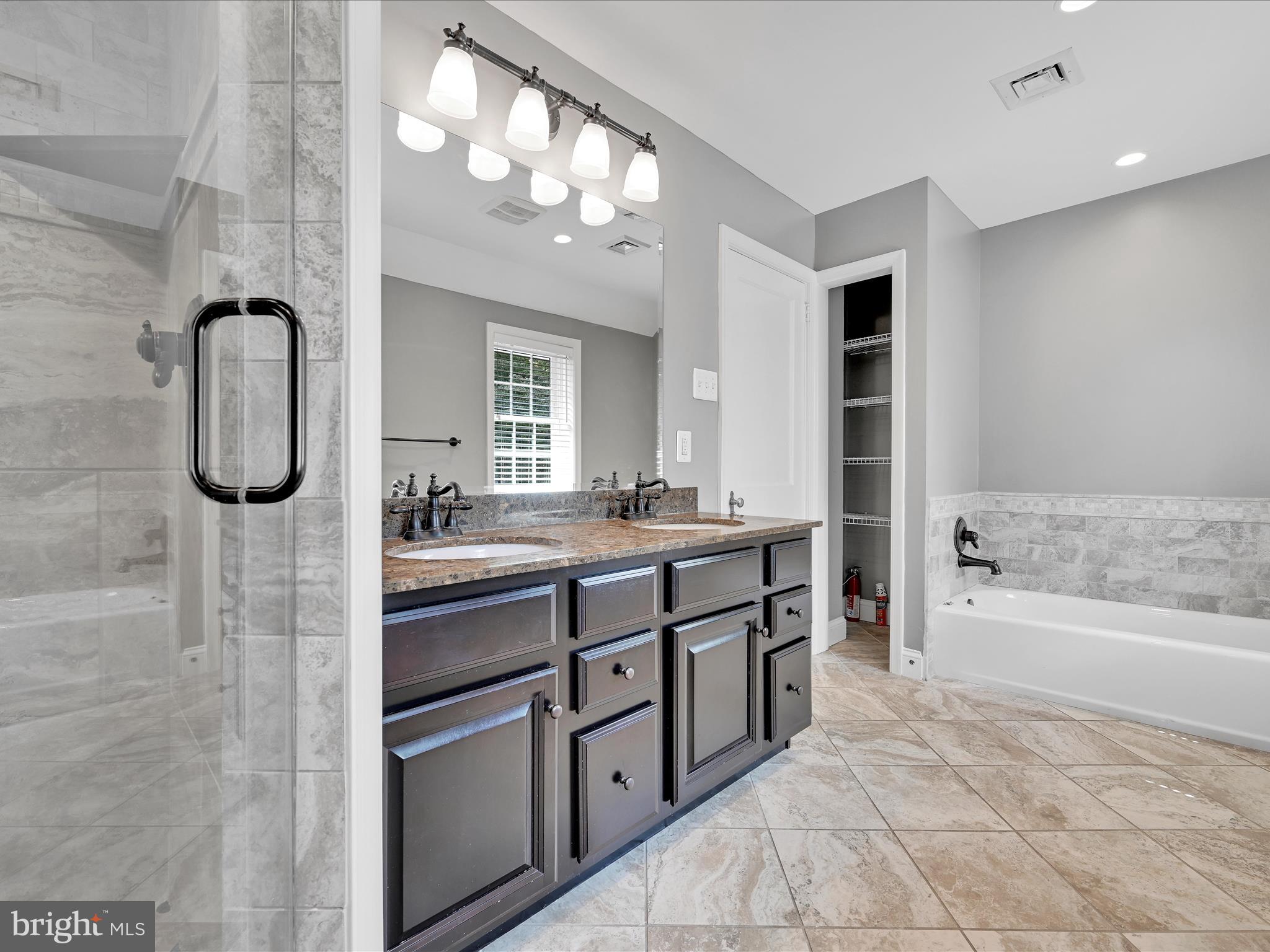 BROOKLINE - Residential