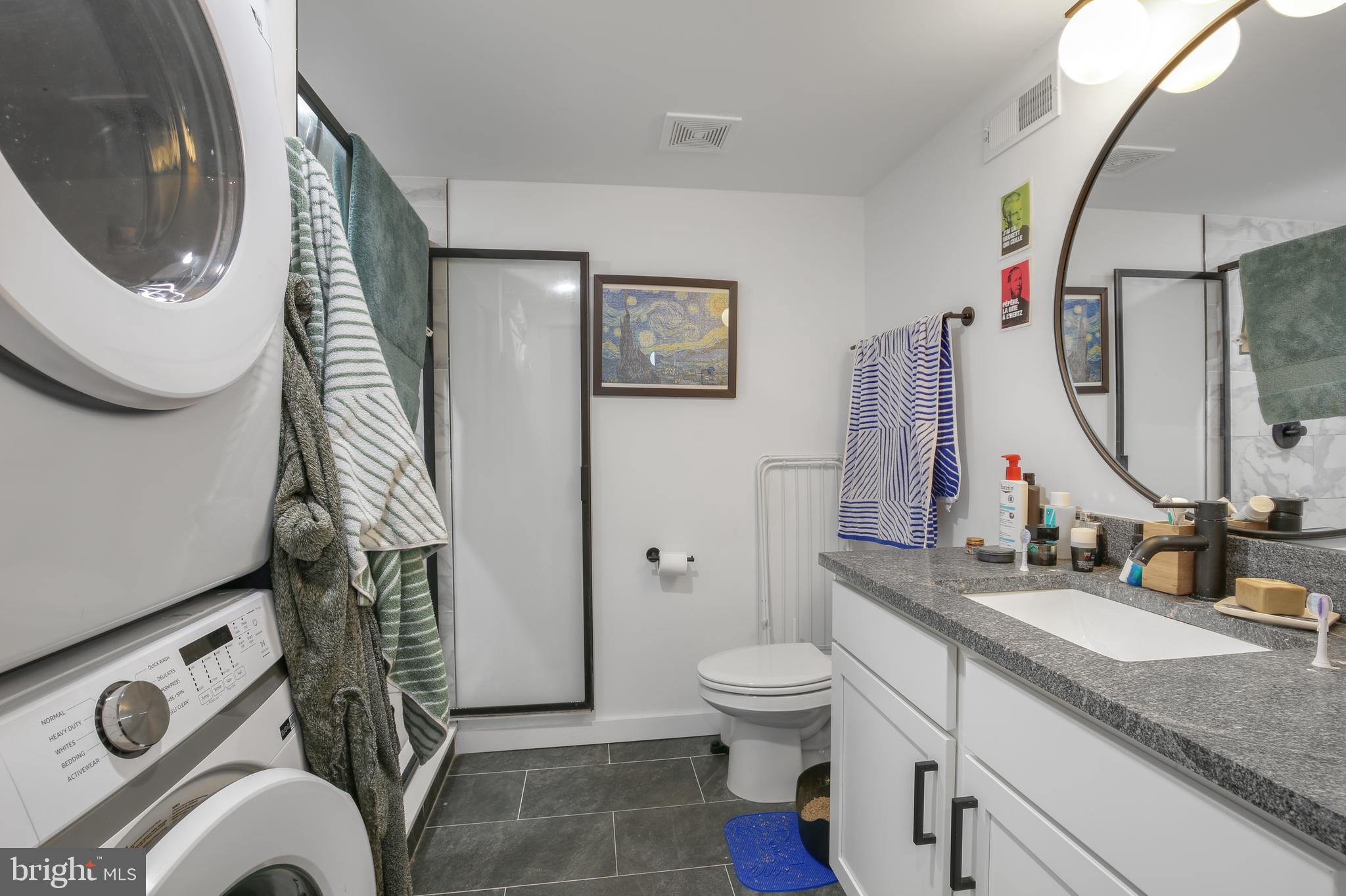 CENTER CITY - Residential Lease