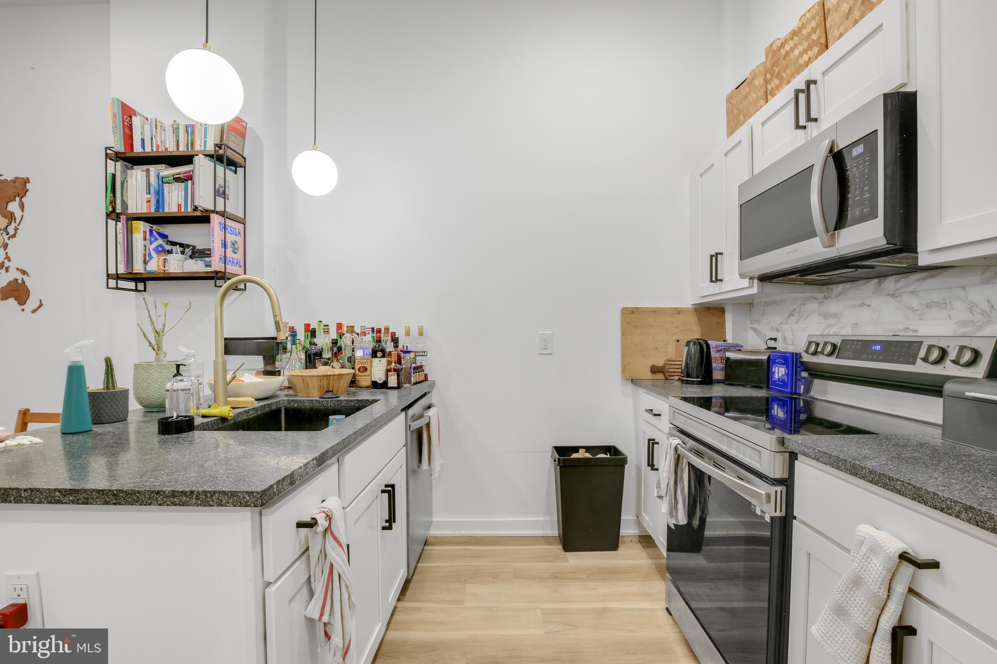 CENTER CITY - Residential Lease