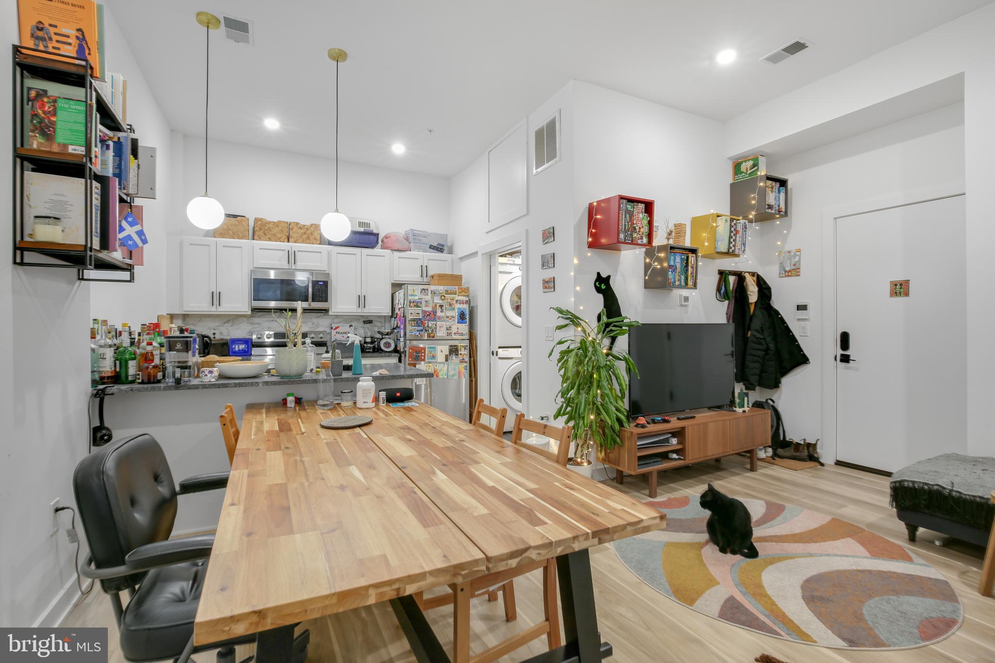 CENTER CITY - Residential Lease