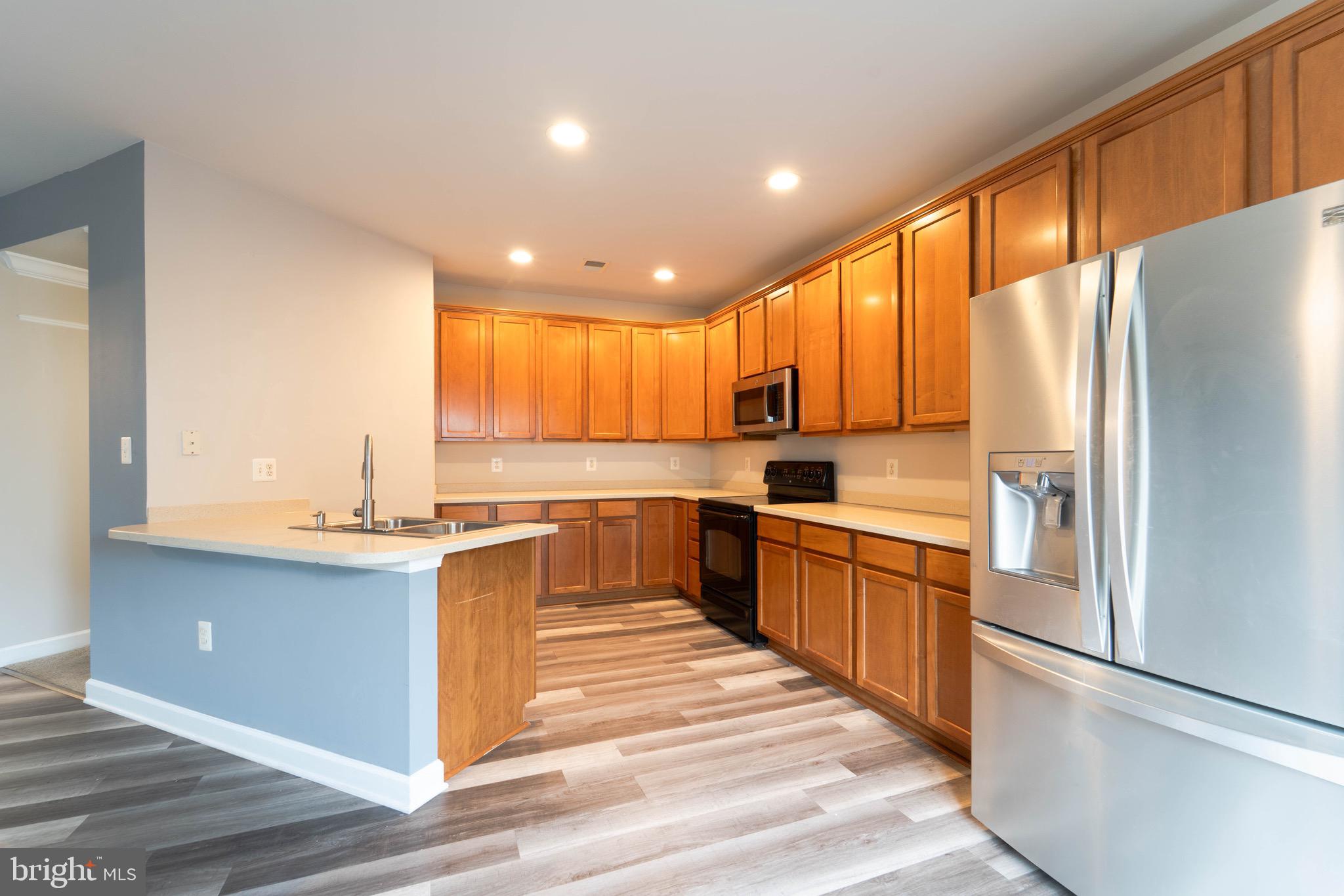 VILLAGE OF IDLEWILD - Residential Lease