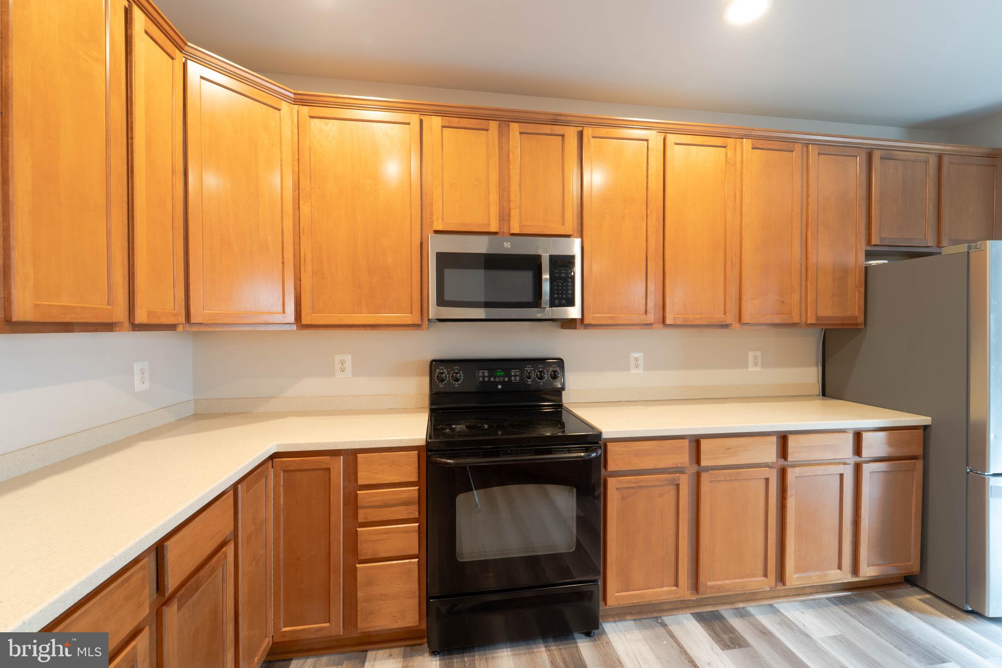 VILLAGE OF IDLEWILD - Residential Lease