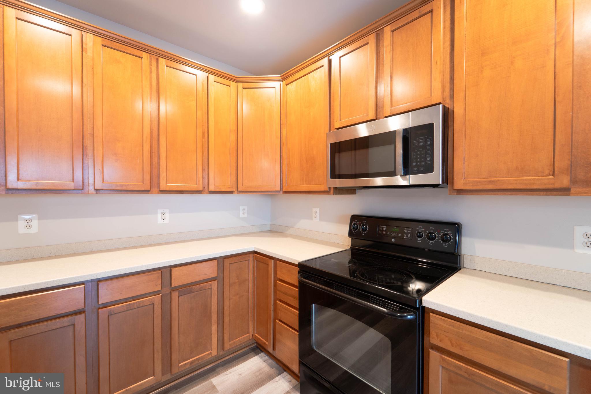 VILLAGE OF IDLEWILD - Residential Lease